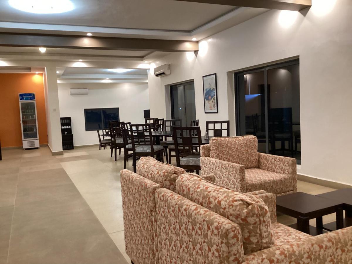 Adis Hotels Prime Ibadan Bagian luar foto
