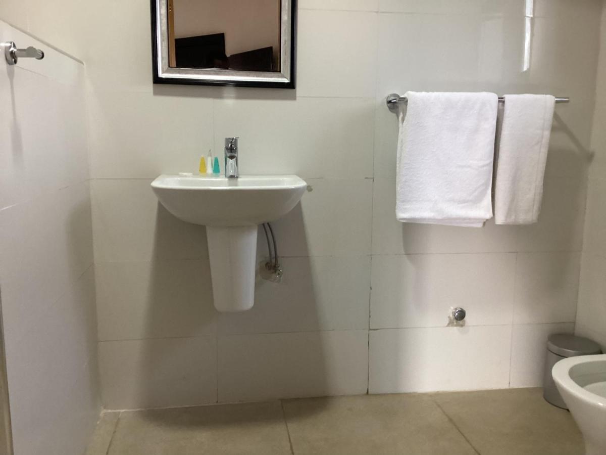 Adis Hotels Prime Ibadan Bagian luar foto
