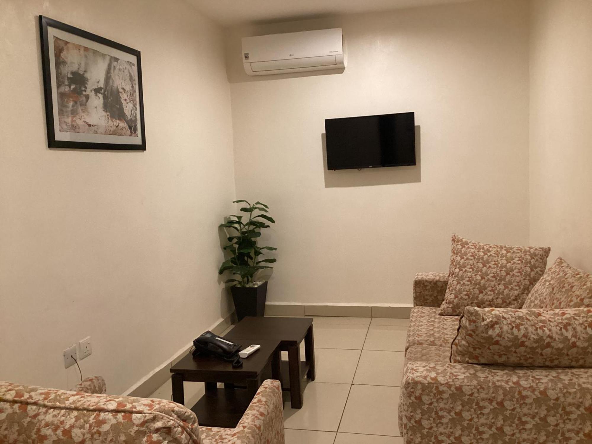 Adis Hotels Prime Ibadan Bagian luar foto