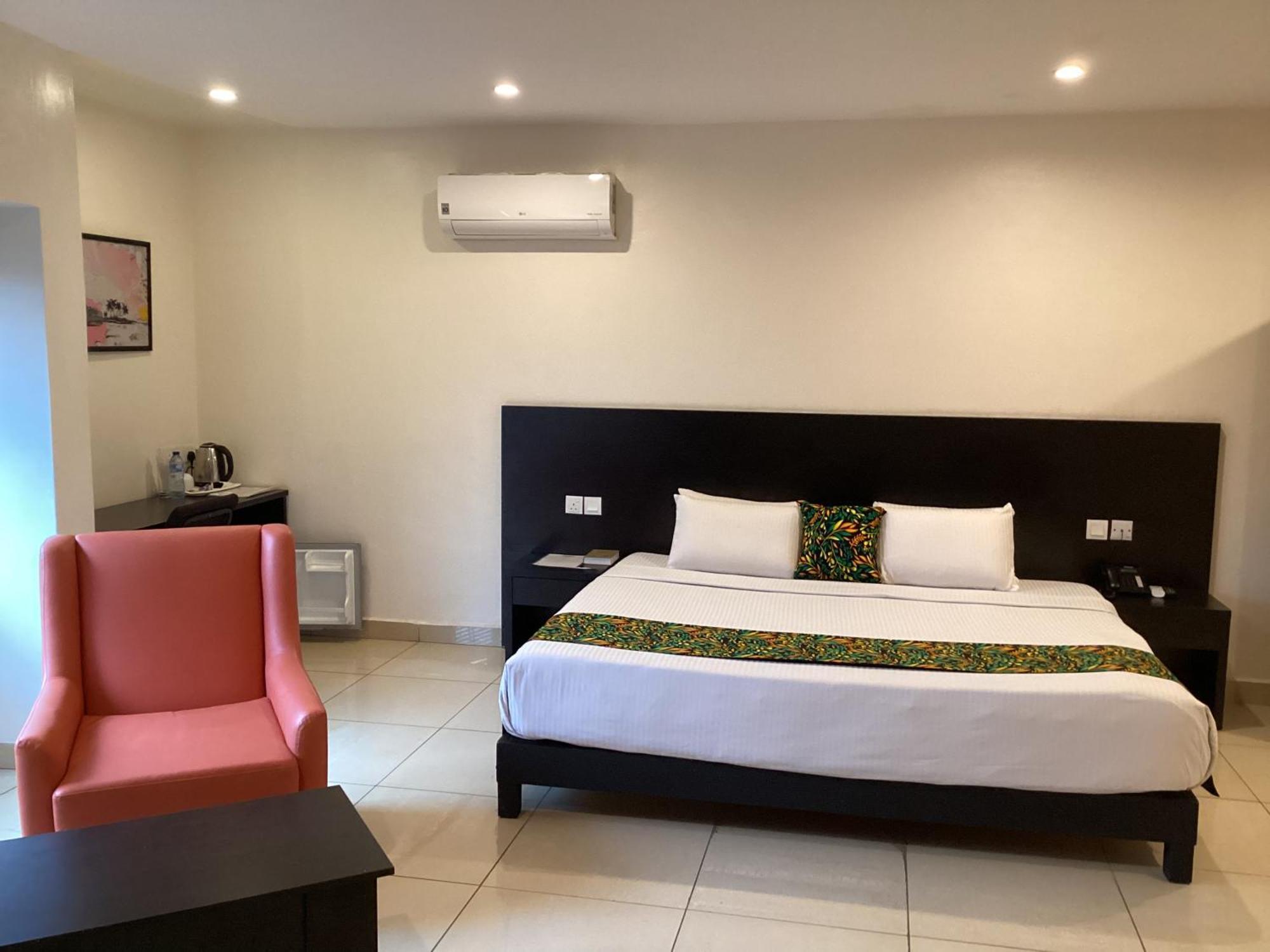 Adis Hotels Prime Ibadan Bagian luar foto