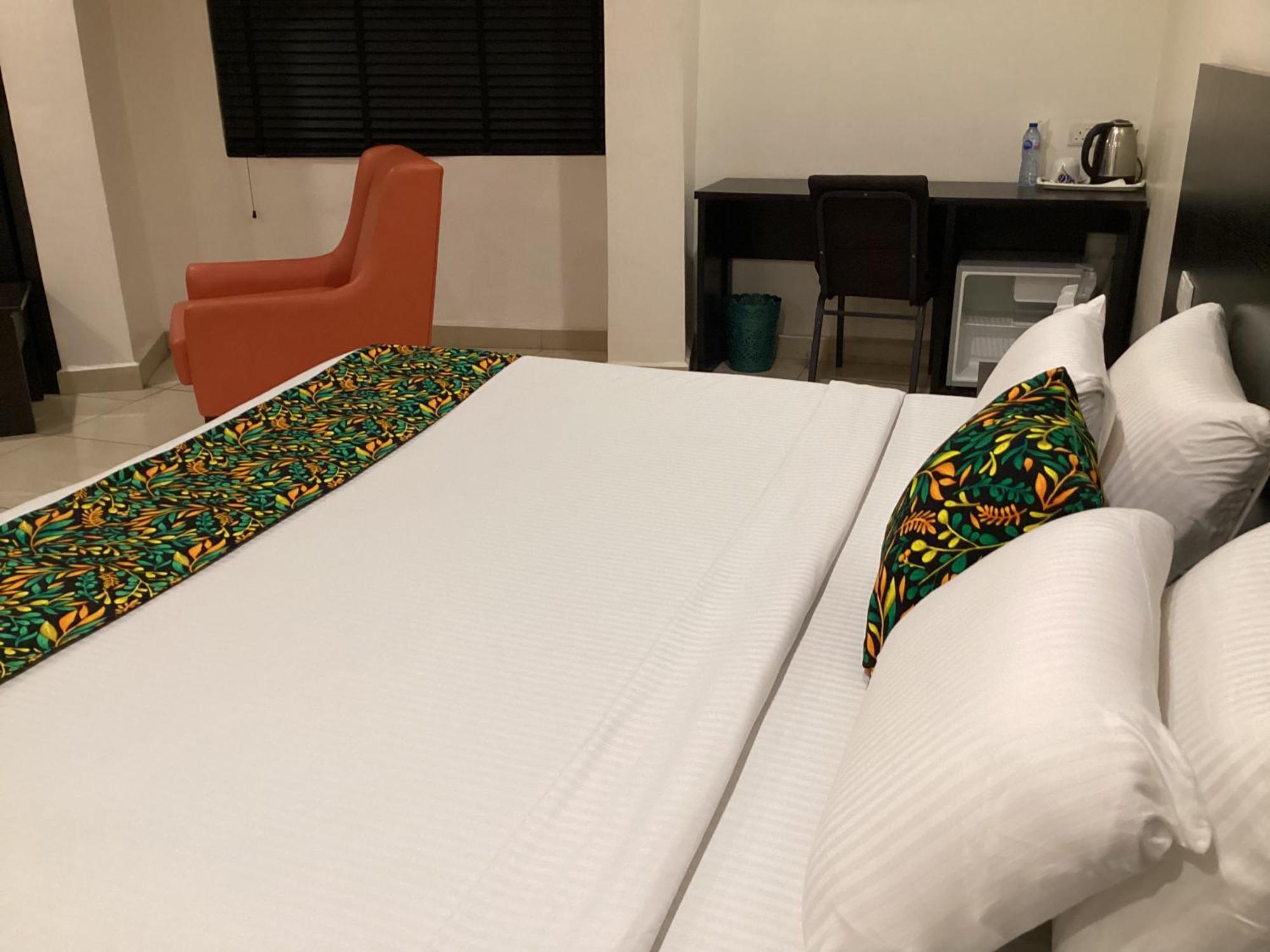 Adis Hotels Prime Ibadan Bagian luar foto