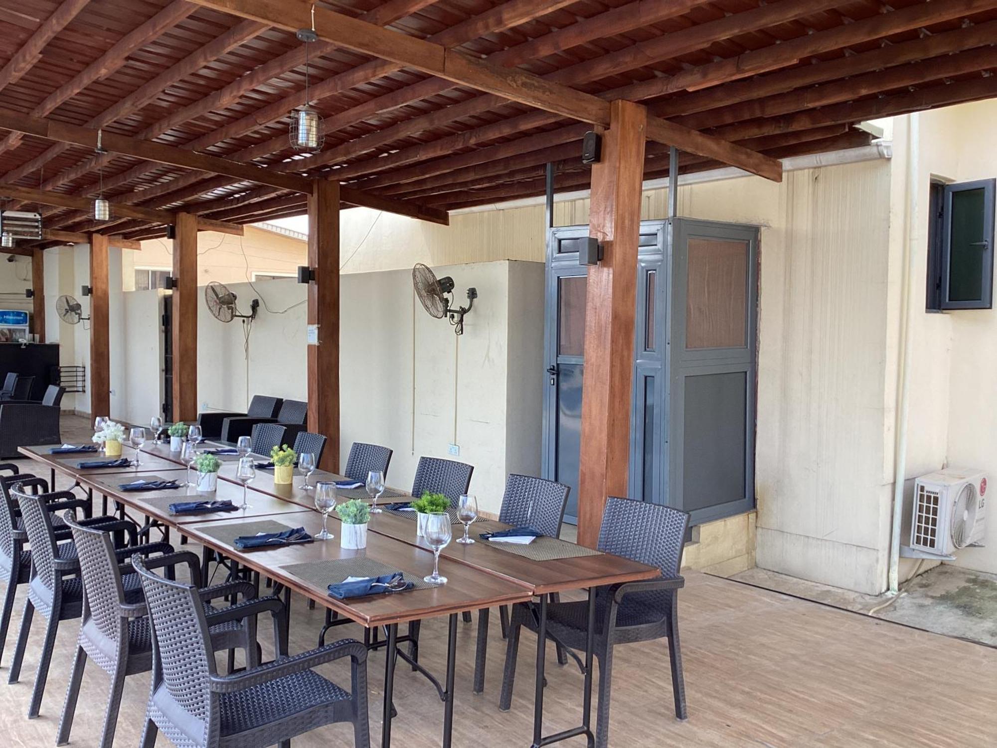 Adis Hotels Prime Ibadan Bagian luar foto
