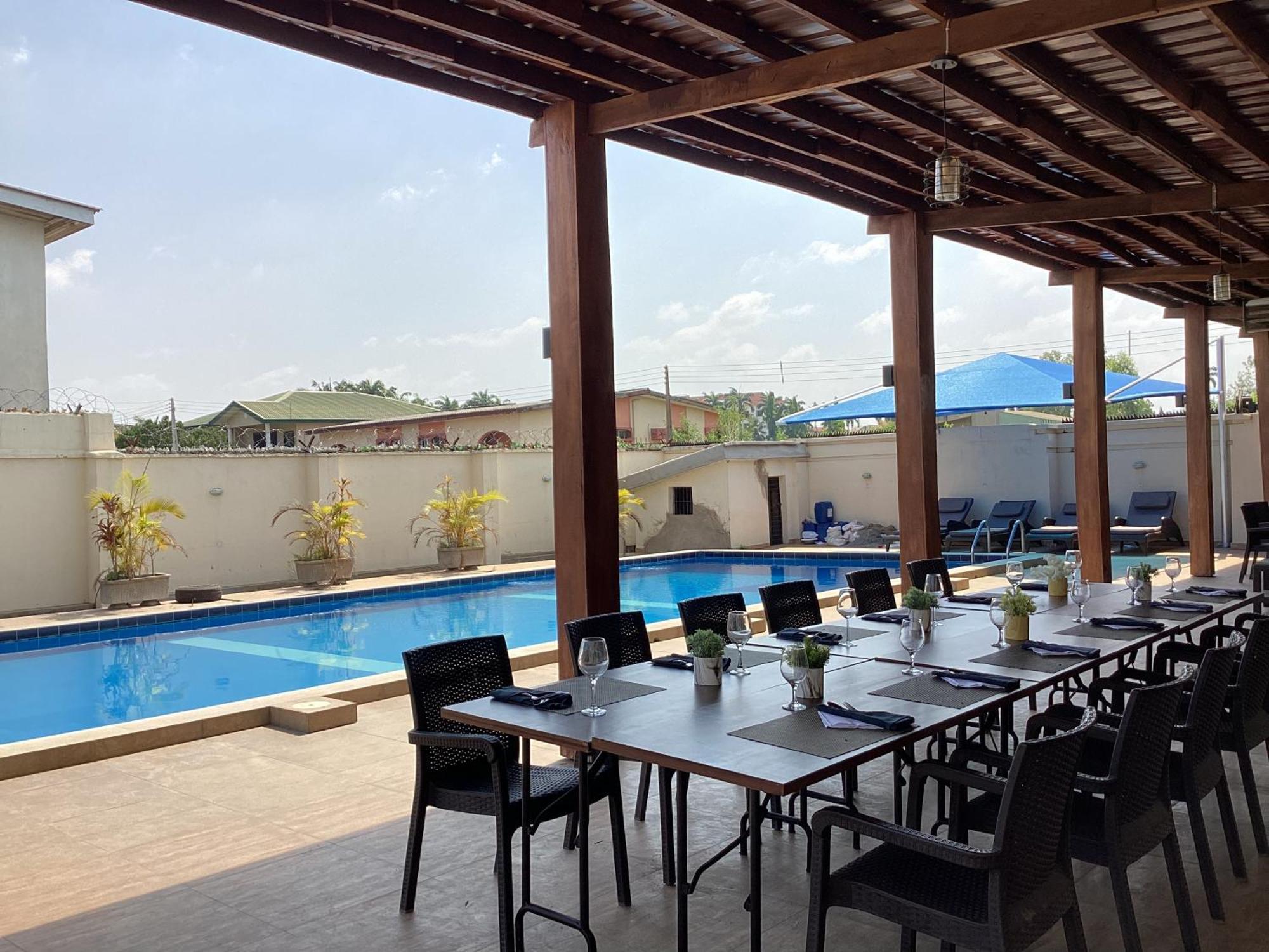 Adis Hotels Prime Ibadan Bagian luar foto