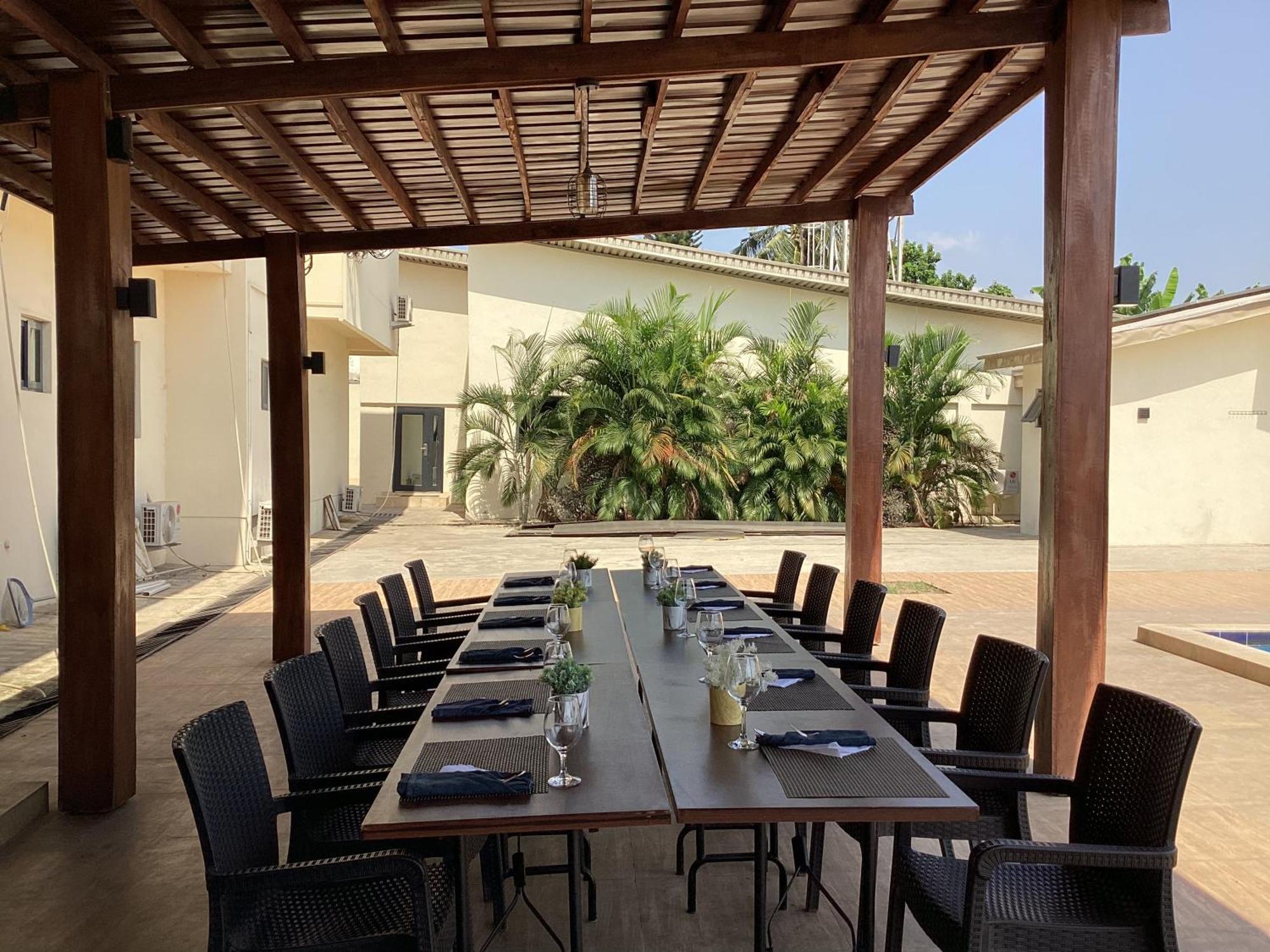 Adis Hotels Prime Ibadan Bagian luar foto