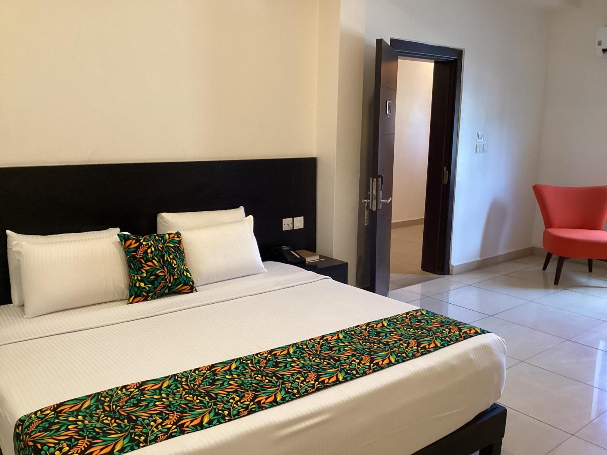 Adis Hotels Prime Ibadan Bagian luar foto