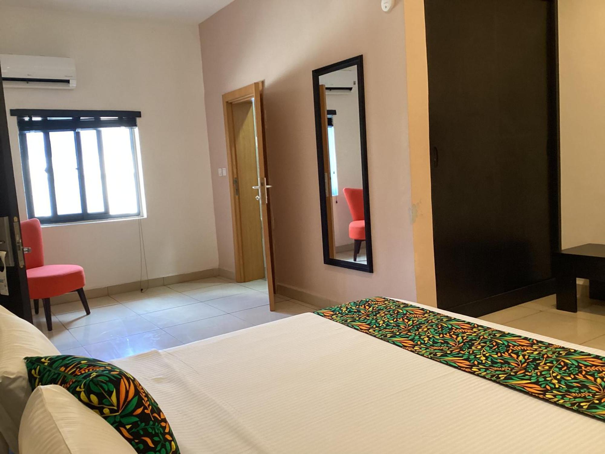 Adis Hotels Prime Ibadan Bagian luar foto